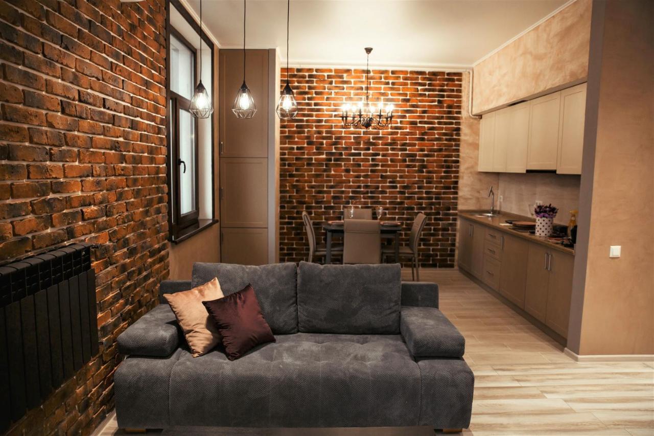 Апартаменты Центр Uman Square Apartment Esterno foto
